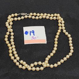 30' Long Strand Of Faux Pearls, Beaded Necklace