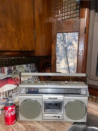 Retro Boombox Radio Panasonic RX-5010 Works Great!