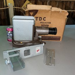 TDC (Three Dimensional Company) Vivid Model A-3 Slide Projector