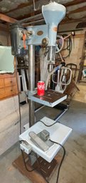 Vintage Walker Turner Drill Press 'The Driver' Heavy Duty Workshop Power Tool