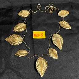 NAPIER Goldtone Leaves Necklace - Vintage Costume Jewelry