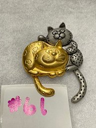 Danecraft Vintage Cats Brooch, Pin With Dangle Tails