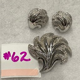 TRIFARI Earrings & Pin/Brooch Set - Vintage Silver Tone NICE