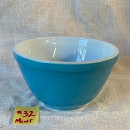 Blue Pyrex 401 Small Mixing Bowl From Primary Colors Set MINT Vintage