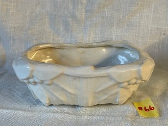 White McCoy Leaf & Berry Art Pottery Planter VINTAGE Mid-Century