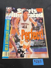 1995 Jennifer Rizzotti (UCONN/New Fairfield, CT) Sports Illustrated Magazine - Basketball