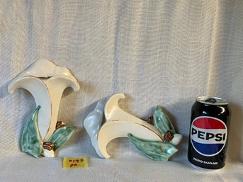 Pair Of Vintage McCoy Calla Lilly Art Pottery Wall Pocket Vases