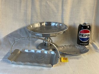 Hammered Aluminum Vintage Serving Lot, Mid-Century