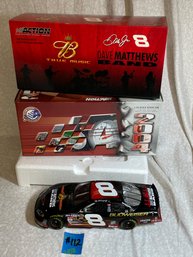 Dale Earnhardt Jr. #8 Budweiser/Dave Matthews Band 2004 Monte Carlo 1:24 Diecast NASCAR