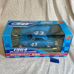 1964 Plymouth Belvedere - Petty Racing 50th Anniversary NASCAR 1:24 Diecast Car