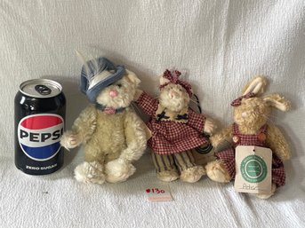 Cutie Lot Of Small Boyds Bears