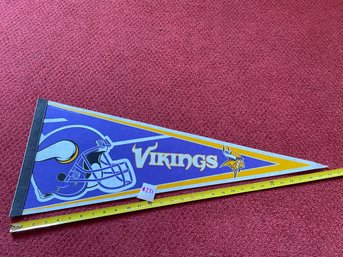 Minnesota Vikings NFL Football Vintage Felt Sports Pennant 30'