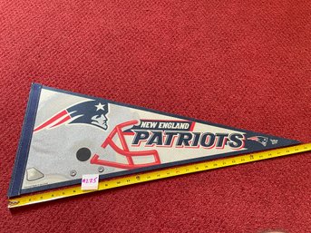 New England Patriots NFL Football Vintage Felt Sports Pennant 30'