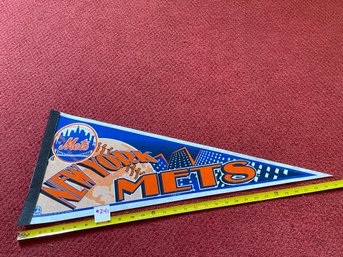 1997 New York Mets MLB Baseball Vintage Felt Sports Pennant 30'