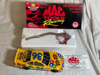 Ken Schrader #36 M&M's 1997 Pontiac Grand Prix 1:24 Diecast Model NASCAR