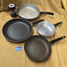 Lot Of 4 Skillets, Frying Pans