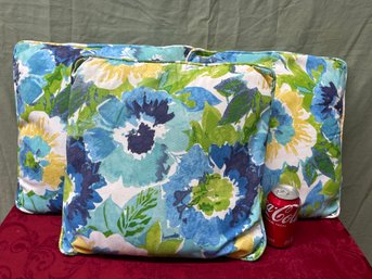 Set Of 3 Indoor/Outdoor Floral Throw Pillows