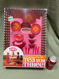 Aluminum Toy Tea Set 'Tea For Three' Vintage MIRRO New Old Stock