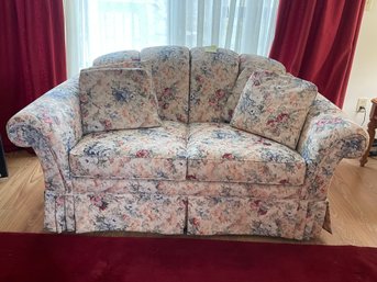 Floral Loveseat 'American Home Collection' By La-Z-Boy