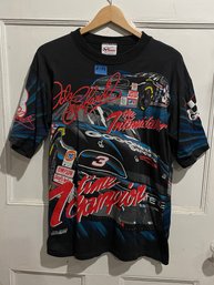 1996 Dale Earnhardt Medium NASCAR T-Shirt, Great Graphics