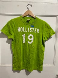Hollister 19 Lime Green Graphic T-Shirt Y2K, Size Small