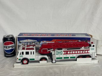 2000 Hess Fire Truck - Collectible Toy With Box