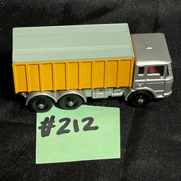 Matchbox 'Tipper Container Truck' No. 47 Diecast Car Lesney - England