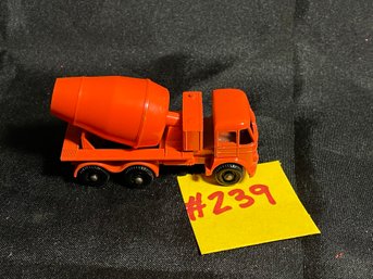 Matchbox 'Foden Cement Mixer' No. 26 Diecast Car Truck Lesney - England