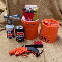 Olin Marine Signal Kit - Air Horn & Safety Flares