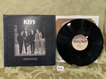 KISS 'Dressed To Kill' 1975 Vinyl Record NBLP 7016