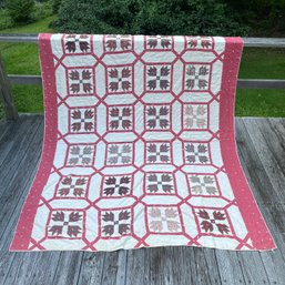 Vintage Handmade Quilt 'Bear Paw' Pattern Design