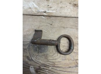 Large Antique Barrel Skeleton Key