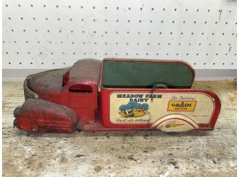 'Meadow Farm Dairy' Marx Vintage Toy Truck