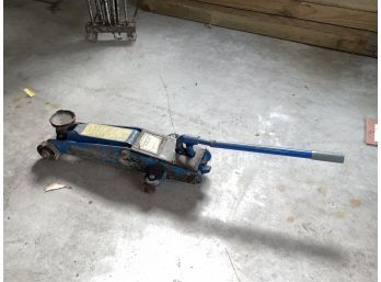 2 Ton Hydraulic Floor Jack - Good Working Condition