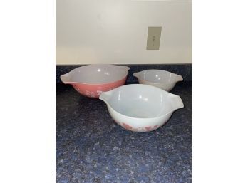 Pyrex 'Pink Gooseberry' Set Of 3 Cinderella Mixing Bowls