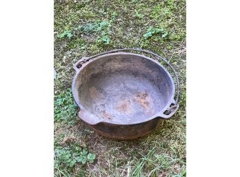 Wagner Ware 2 Quart Cast Iron Dutch Oven Pot