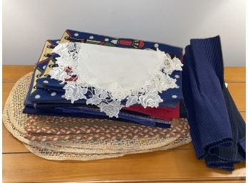Large Lot Of Placemats (& Some Cloth Napkins)