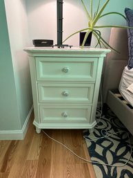 Small Bedside Night Stand W/drawers