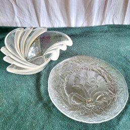 Gorgeous Wave Like Glass Bowl And Holiday Platter