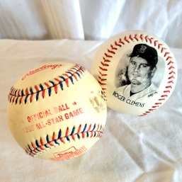 1996 Burger King Baseballs Roger Clemens *1 Ball Has Small Chip