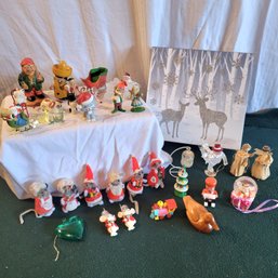 Vintage Enesco Christmas Mice And Various Other Christmas Items