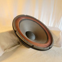 15' Sub Woofer By Klipsch K-33-V