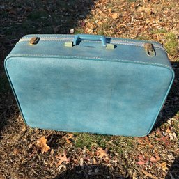 Beautiful Vintage Teal Fliteway Soft-Side Suitcase