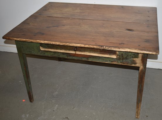 19TH CENT COUNTRY PINE KITCHEN TABLE