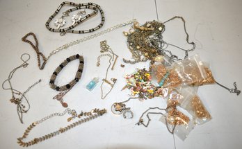 LOT MISC. COSTUME JEWELRY