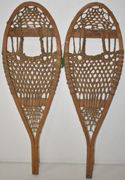 PR. VINTAGE WOODEN SNOWSHOES