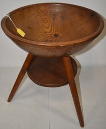 TURNED WOODEN BOWL STAND
