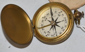 VINTAGE WALTHAM POCKET COMPASS