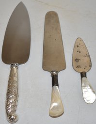 (3) SILVER PIE SERVERS