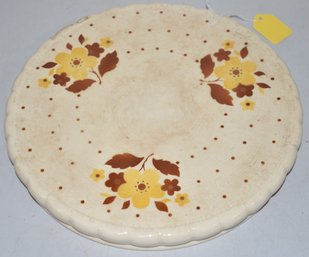 VINTAGE POTTERY CAKE STAND W/ FLORAL DECORATION